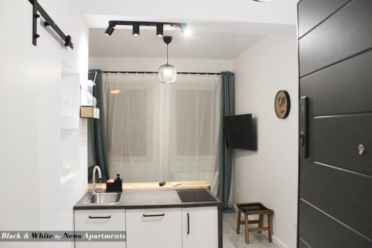Black & White - News Apartment 布加勒斯特 外观 照片
