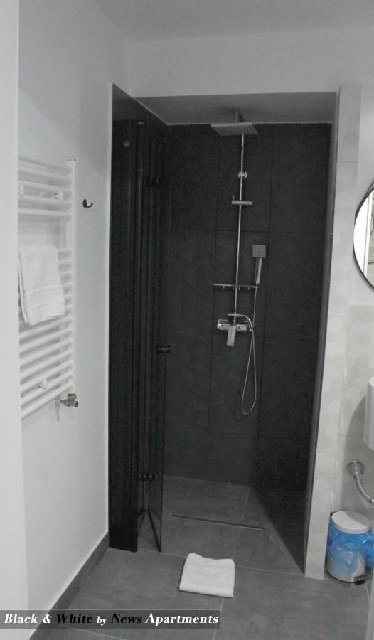 Black & White - News Apartment 布加勒斯特 外观 照片
