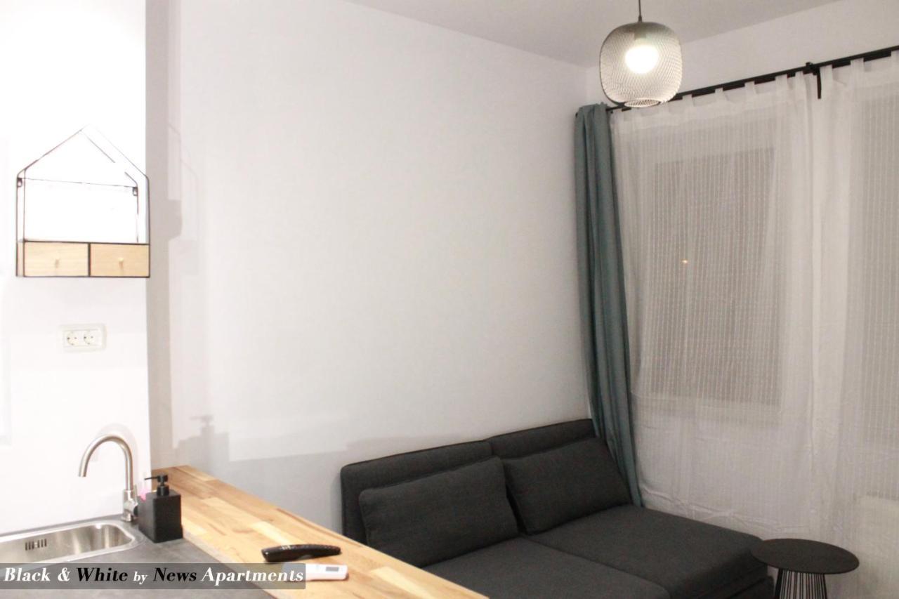 Black & White - News Apartment 布加勒斯特 外观 照片